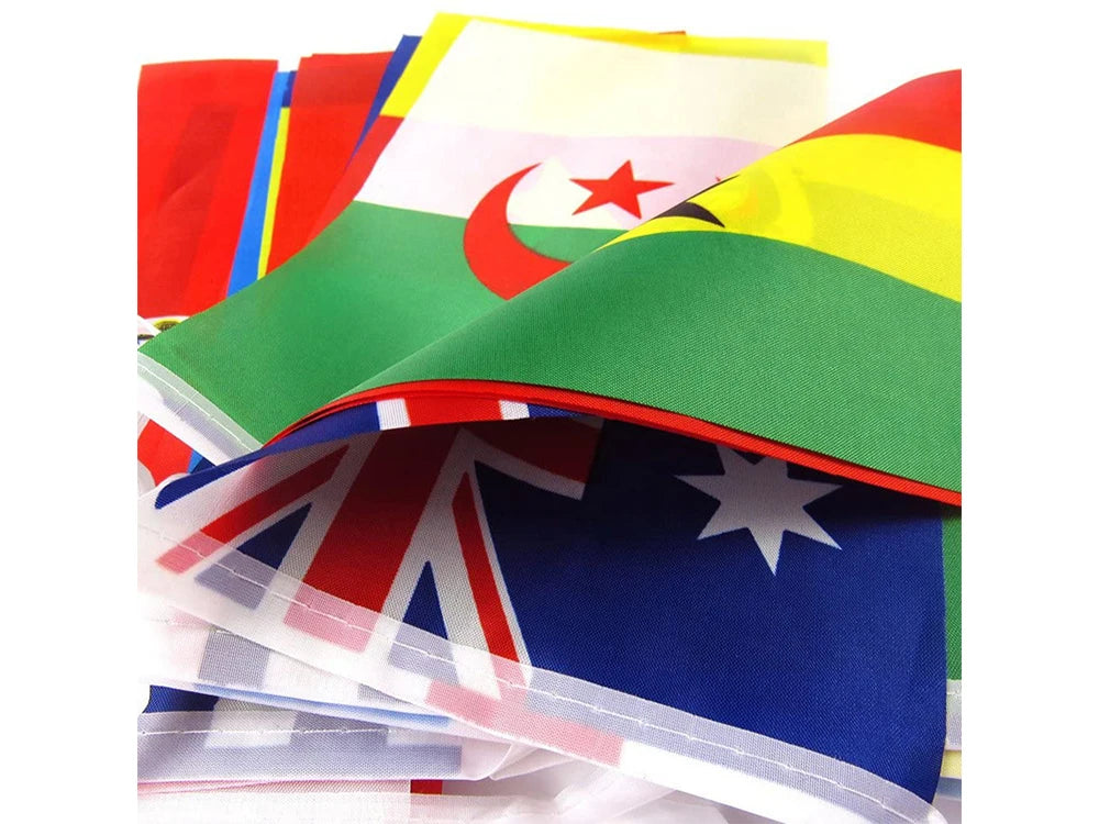 Aerlxemrbrae  14*21cm  String flag  32 countries around the world nations flag small flag   hanging flags